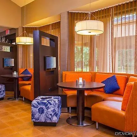 Courtyard By Marriott Boston Andover 